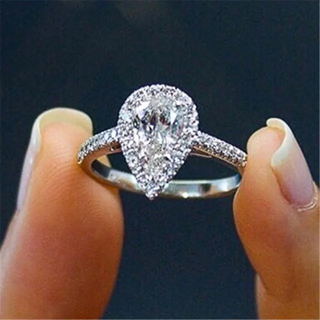 Luxury Pear Engagement Ring